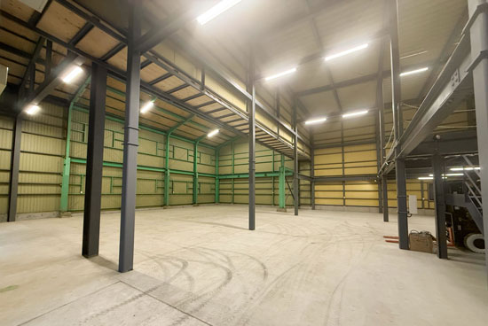 川口倉庫1 画像